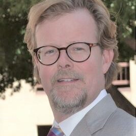 Andrew Victor Headshot e